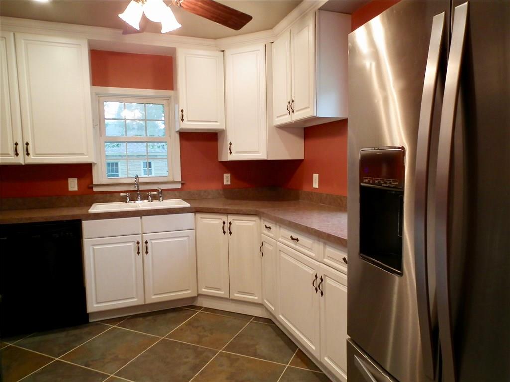 21 Hoss Road Indianapolis, IN 46217 - Photo 7 of 26 Gallery Image 7