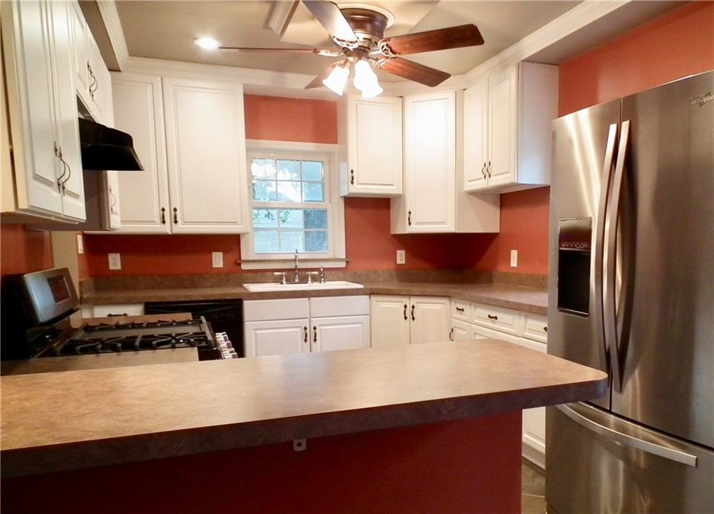 21 Hoss Road Indianapolis, IN 46217 - Photo 8 of 26 Gallery Image 8