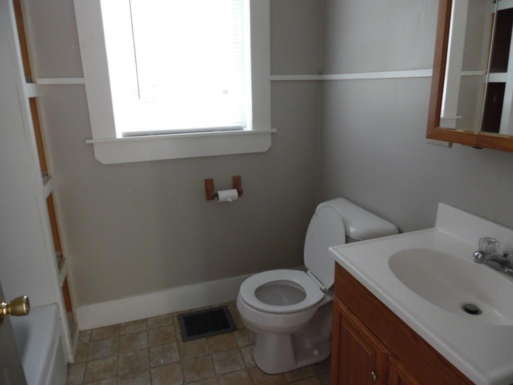 23 Back Searsport Road Belfast, ME 04915 - Photo 11 of 15 Photo