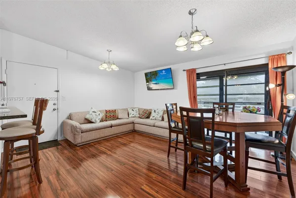 $165,000 | 9748 South Belfort Circle, Unit 201, Tamarac, FL 33321