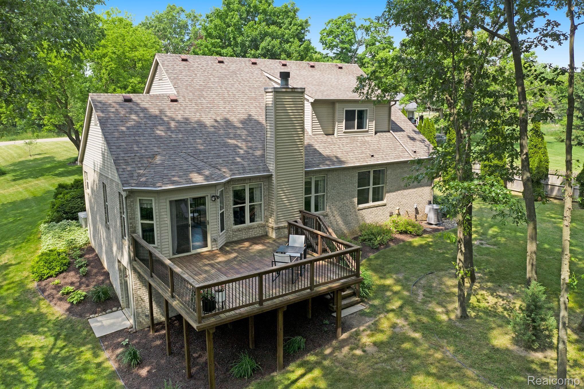 9416 Clyde Road Fenton, MI 48430 - Photo 2 of 45 DJI_0027.jpg