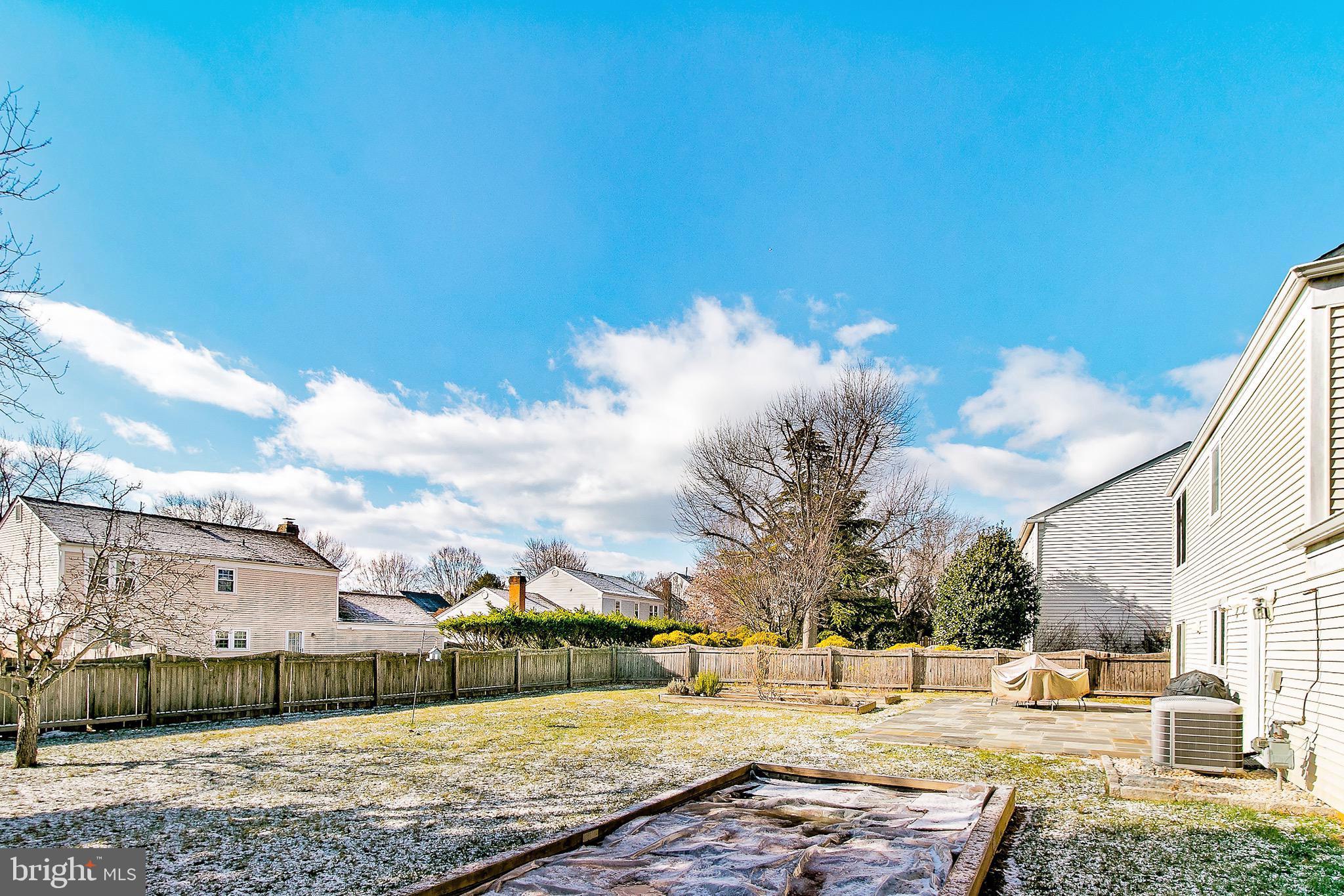 13425 Point Pleasant Drive Chantilly, VA 20151 - Photo 22 of 24 FENCED-IN BACKYARD