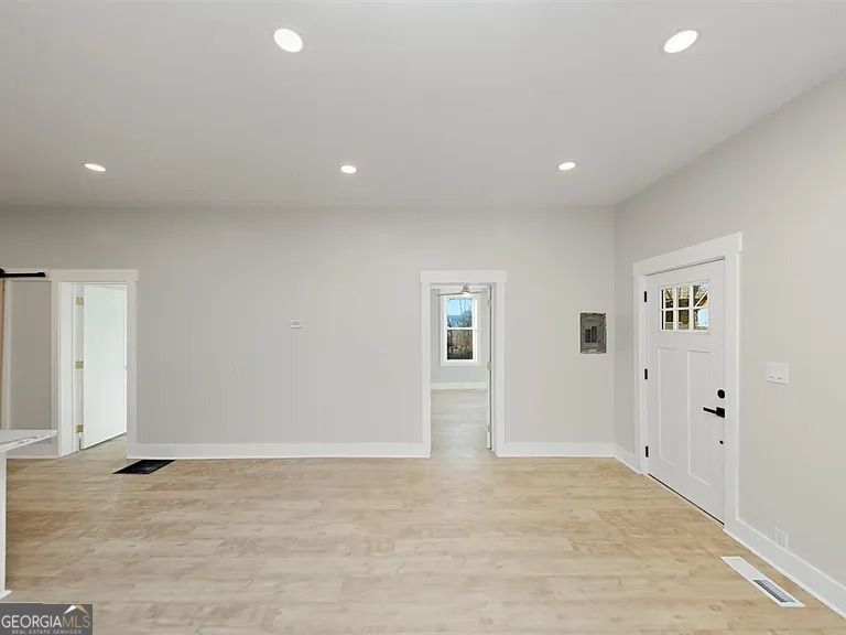 976 Linam Avenue Southeast Atlanta, GA 30315 - Photo 6 of 34