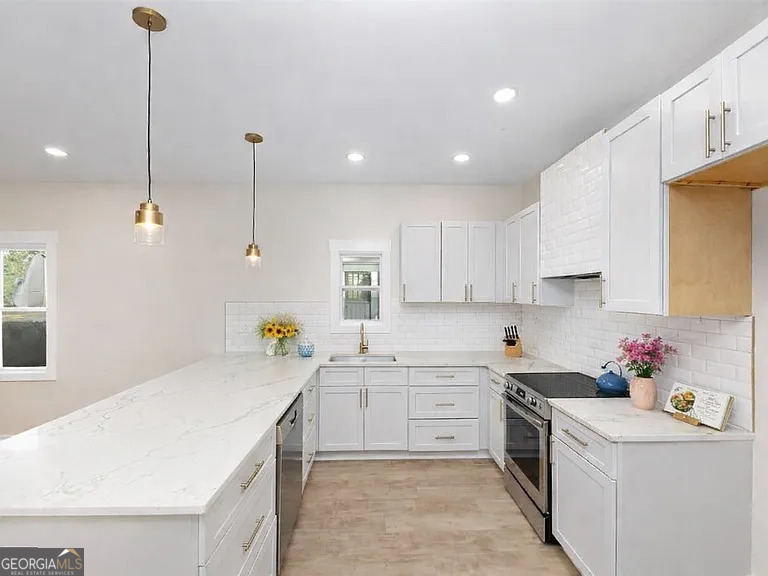 976 Linam Avenue Southeast Atlanta, GA 30315 - Photo 10 of 34