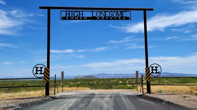 $52,900 | Lot 116 West Stetson Drive, Unit 116, Elfrida, AZ 85610