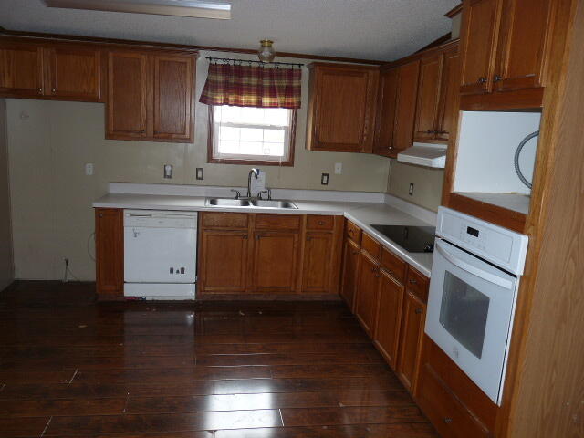 1006 Deerfield Road Rockaway Beach, MO 65740 - Photo 5 of 20 P1540005