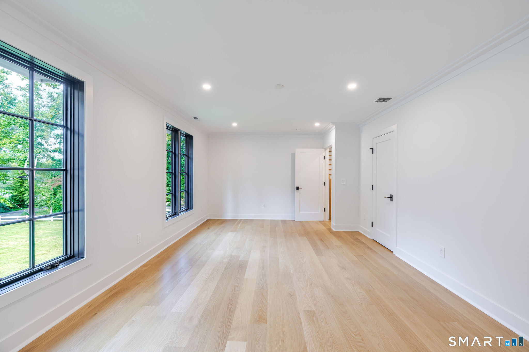 23 Laurel Road Stamford, CT 06903 - Photo 25 of 40 Gallery Image 25