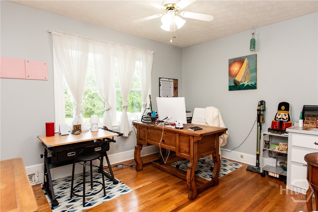 335 Robert Hardeman Road Winterville, GA 30683 - Photo 13 of 37