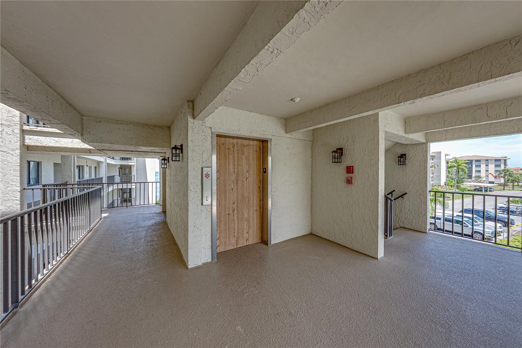 8150 Brent Street, Unit 725 Port Richey, FL 34668 - Photo 22 of 74