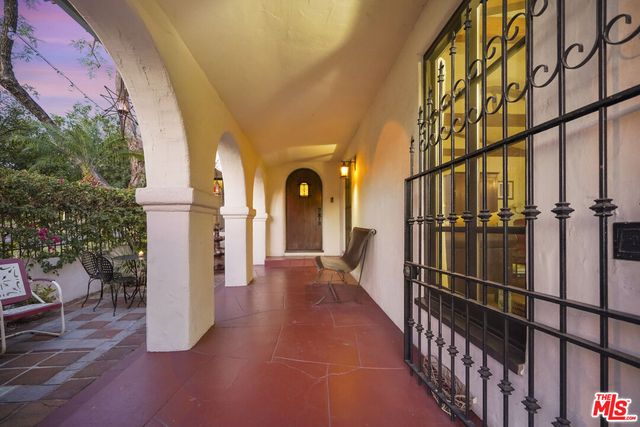 a vase of flowers sitting on a table