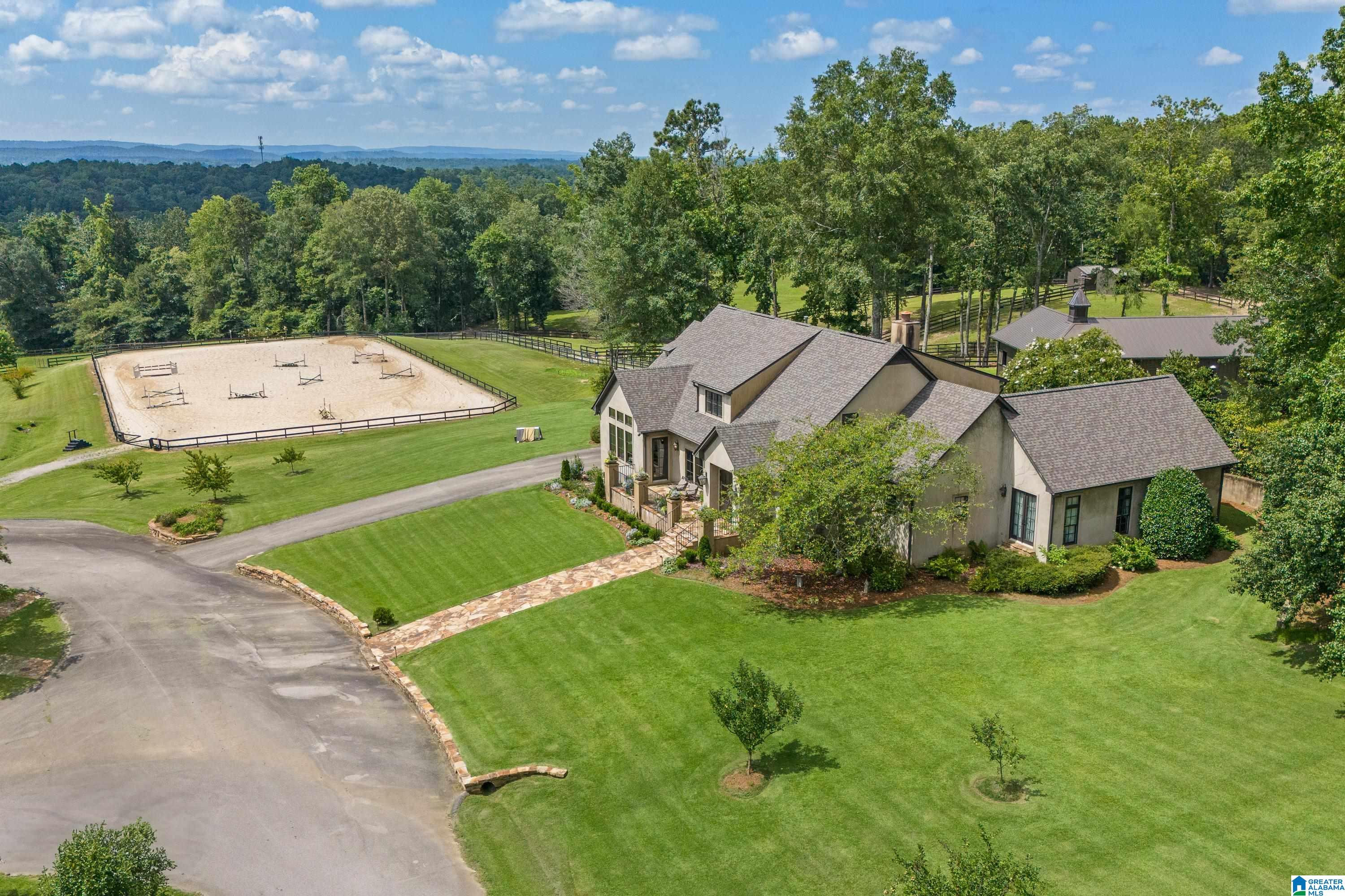 3219 Karl Daly Road Birmingham, AL 35210 - Photo 1 of 100