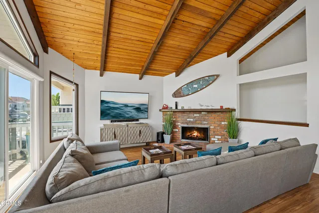 $1,757,000 | 333 Melrose Drive, Oxnard, CA 93035