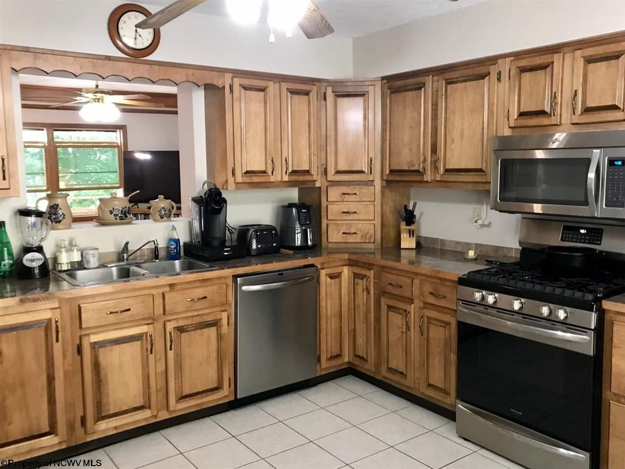 2520 Mountainside Road Davis, WV 26260 - Photo 16 of 30 Gallery Image 16