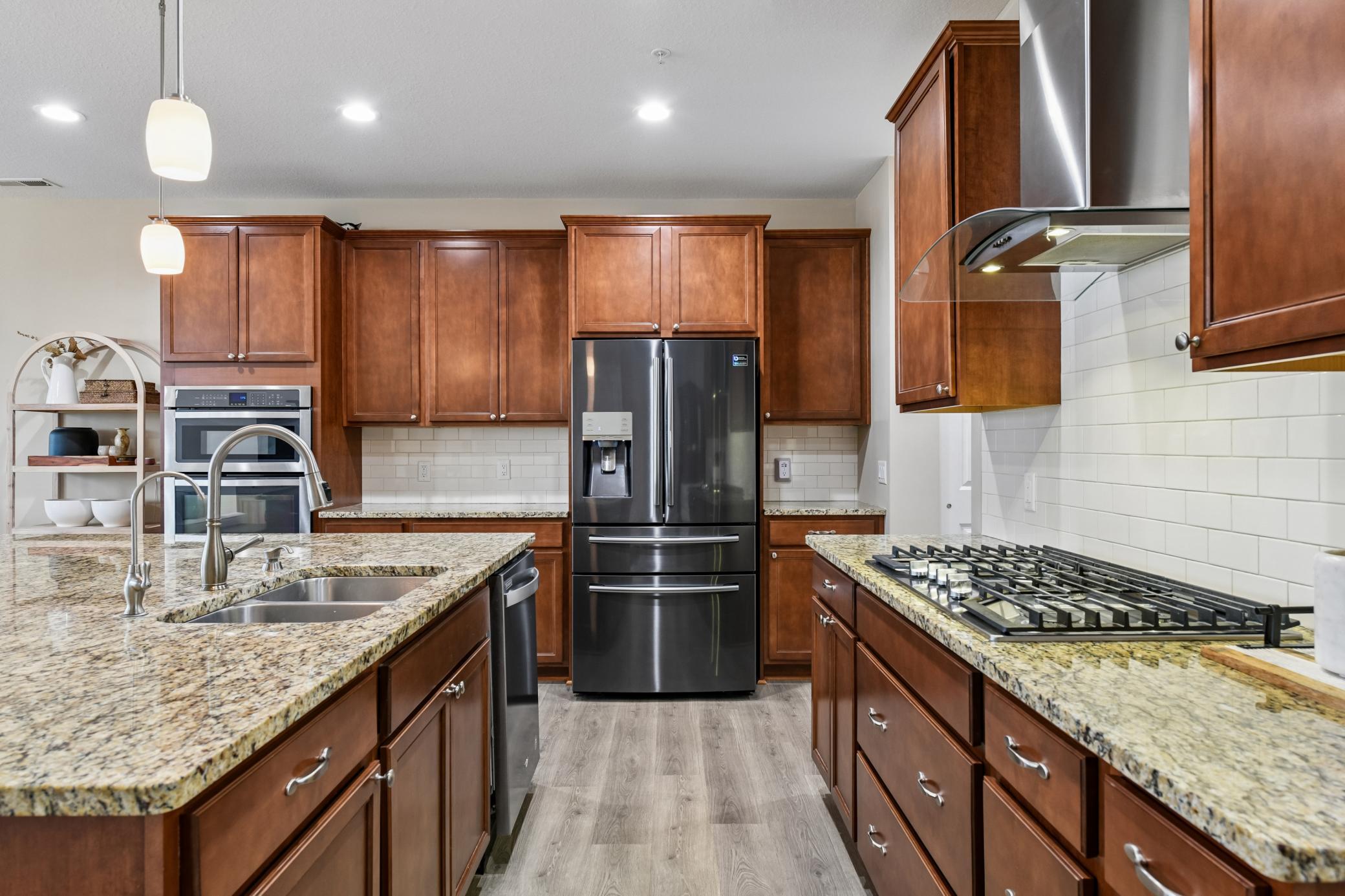 708 Rockburn Road Chanhassen, MN 55317 - Photo 11 of 33