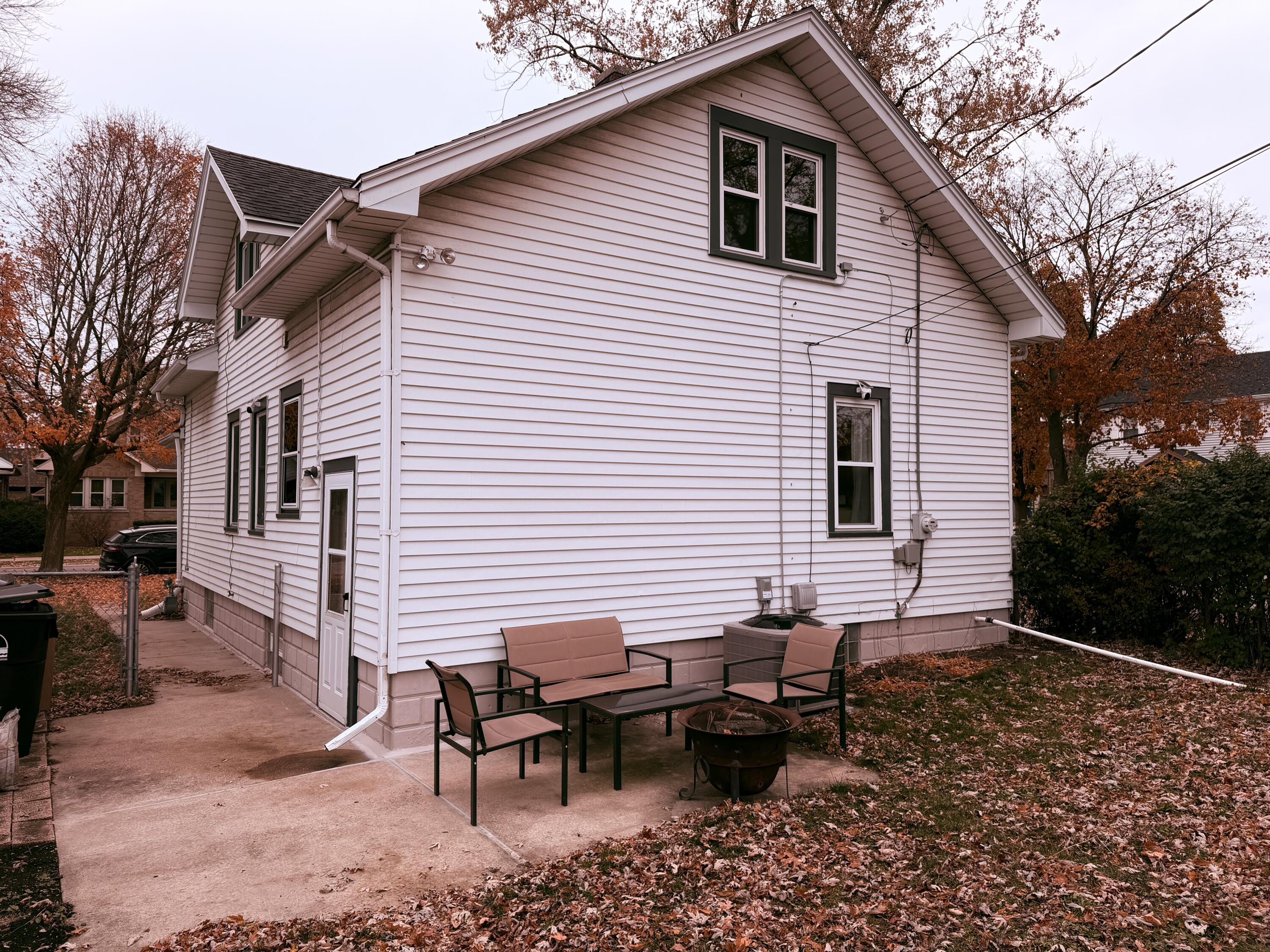 3824 Lindermann Avenue Racine, WI 53405 - Photo 13 of 22 Patio
