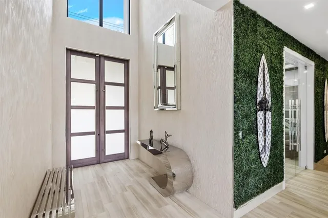 $12,495,000 | 2437 Delmar Place, Fort Lauderdale, FL 33301