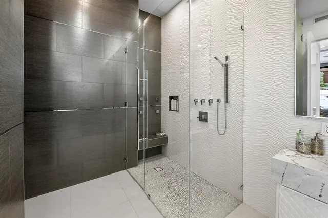 $12,495,000 | 2437 Delmar Place, Fort Lauderdale, FL 33301