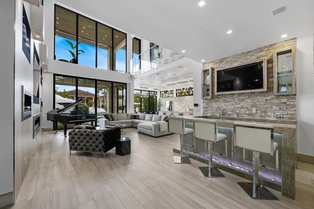 $12,495,000 | 2437 Delmar Place, Fort Lauderdale, FL 33301