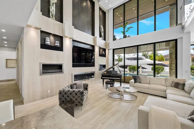 $12,495,000 | 2437 Delmar Place, Fort Lauderdale, FL 33301
