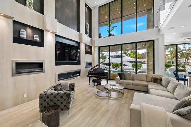 $12,495,000 | 2437 Delmar Place, Fort Lauderdale, FL 33301