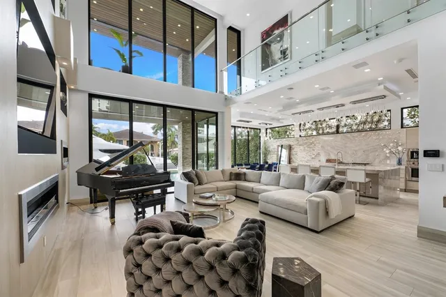 $12,495,000 | 2437 Delmar Place, Fort Lauderdale, FL 33301