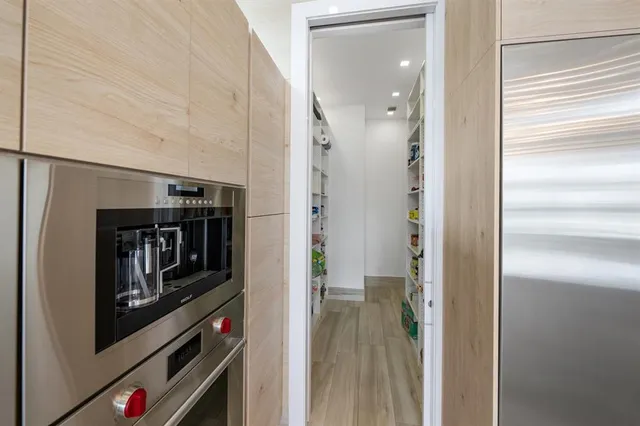 $12,495,000 | 2437 Delmar Place, Fort Lauderdale, FL 33301