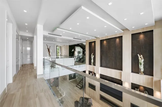 $12,495,000 | 2437 Delmar Place, Fort Lauderdale, FL 33301