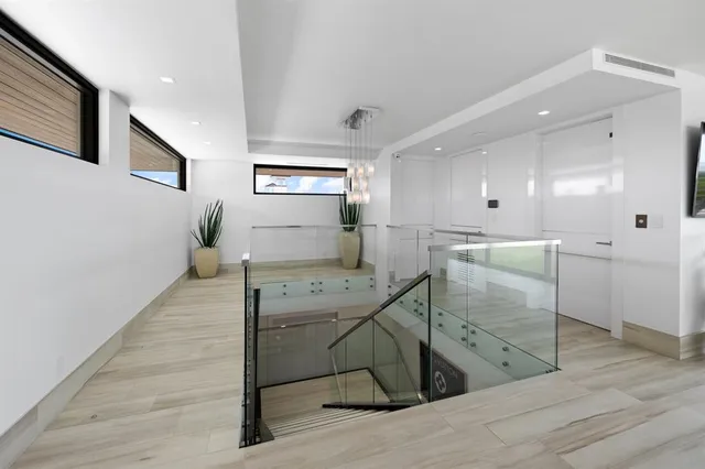 $12,495,000 | 2437 Delmar Place, Fort Lauderdale, FL 33301