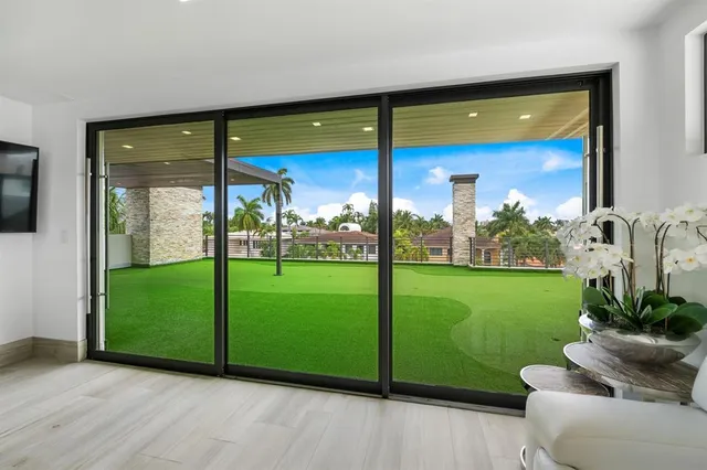 $12,495,000 | 2437 Delmar Place, Fort Lauderdale, FL 33301