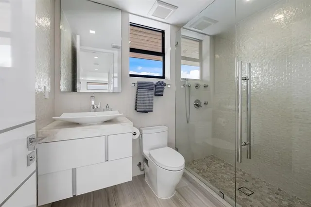 $12,495,000 | 2437 Delmar Place, Fort Lauderdale, FL 33301