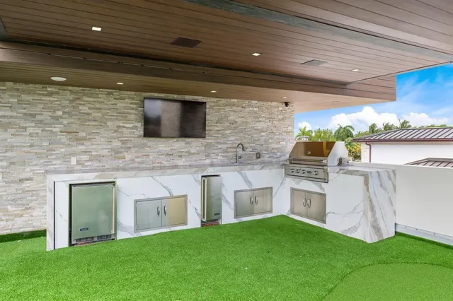 $12,495,000 | 2437 Delmar Place, Fort Lauderdale, FL 33301