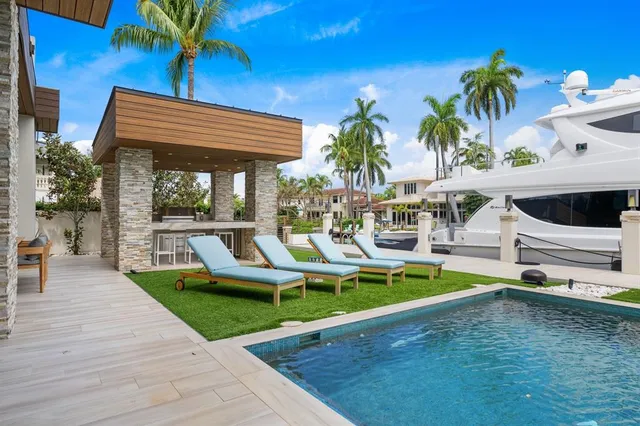 $12,495,000 | 2437 Delmar Place, Fort Lauderdale, FL 33301