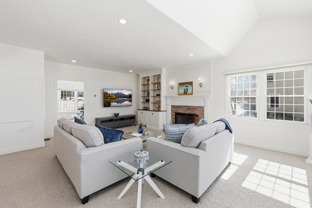 38 Keyes House Road Shrewsbury, MA 01545 - Photo 15 of 42