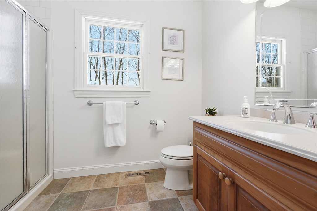 38 Keyes House Road Shrewsbury, MA 01545 - Photo 25 of 42