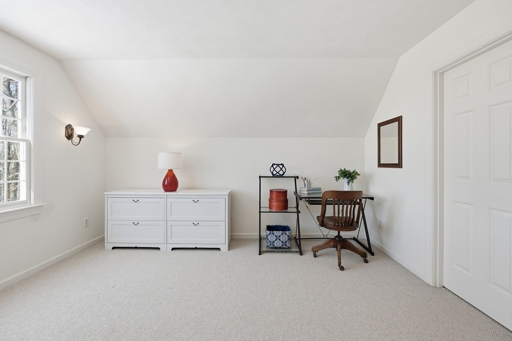 38 Keyes House Road Shrewsbury, MA 01545 - Photo 31 of 42