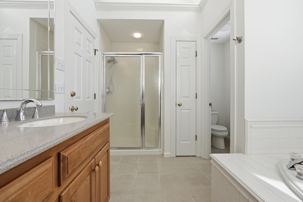 38 Keyes House Road Shrewsbury, MA 01545 - Photo 39 of 42