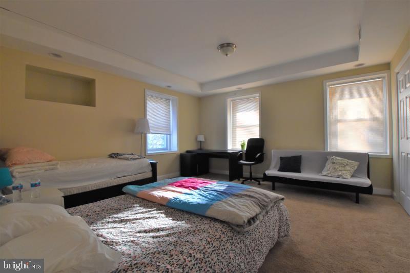 5241 Gainor Road Philadelphia, PA 19131 - Photo 15 of 35