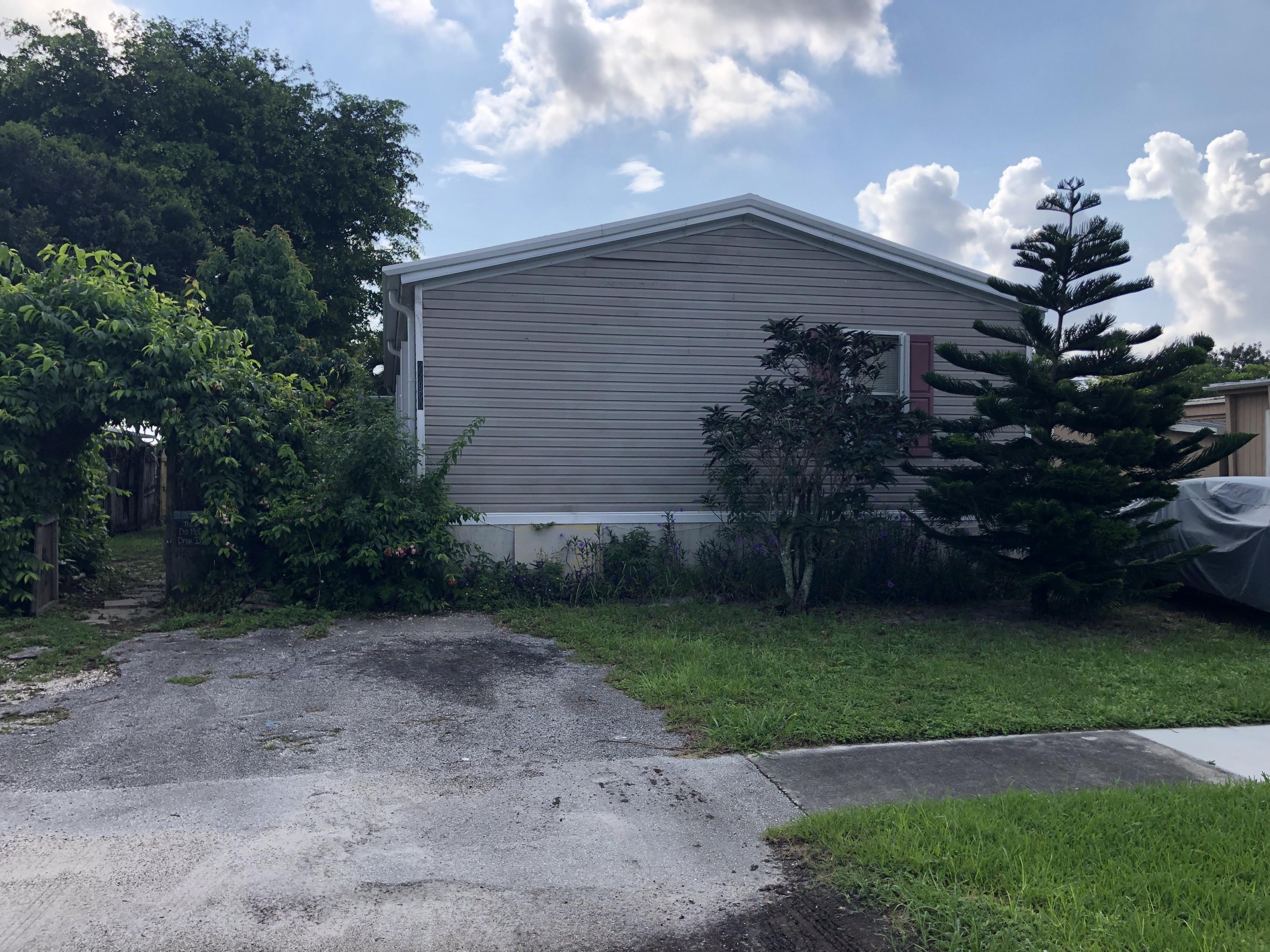 22860 Cascade Road Boca Raton, FL 33428 - Photo 1 of 13 Front