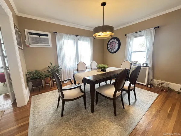 $5,000 | 43 Rolling Street, Lynbrook, NY 11563