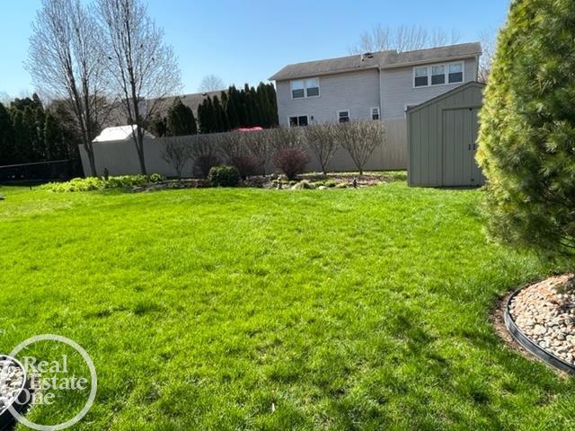 35784 Rockingham Drive New Baltimore, MI 48047 - Photo 8 of 44