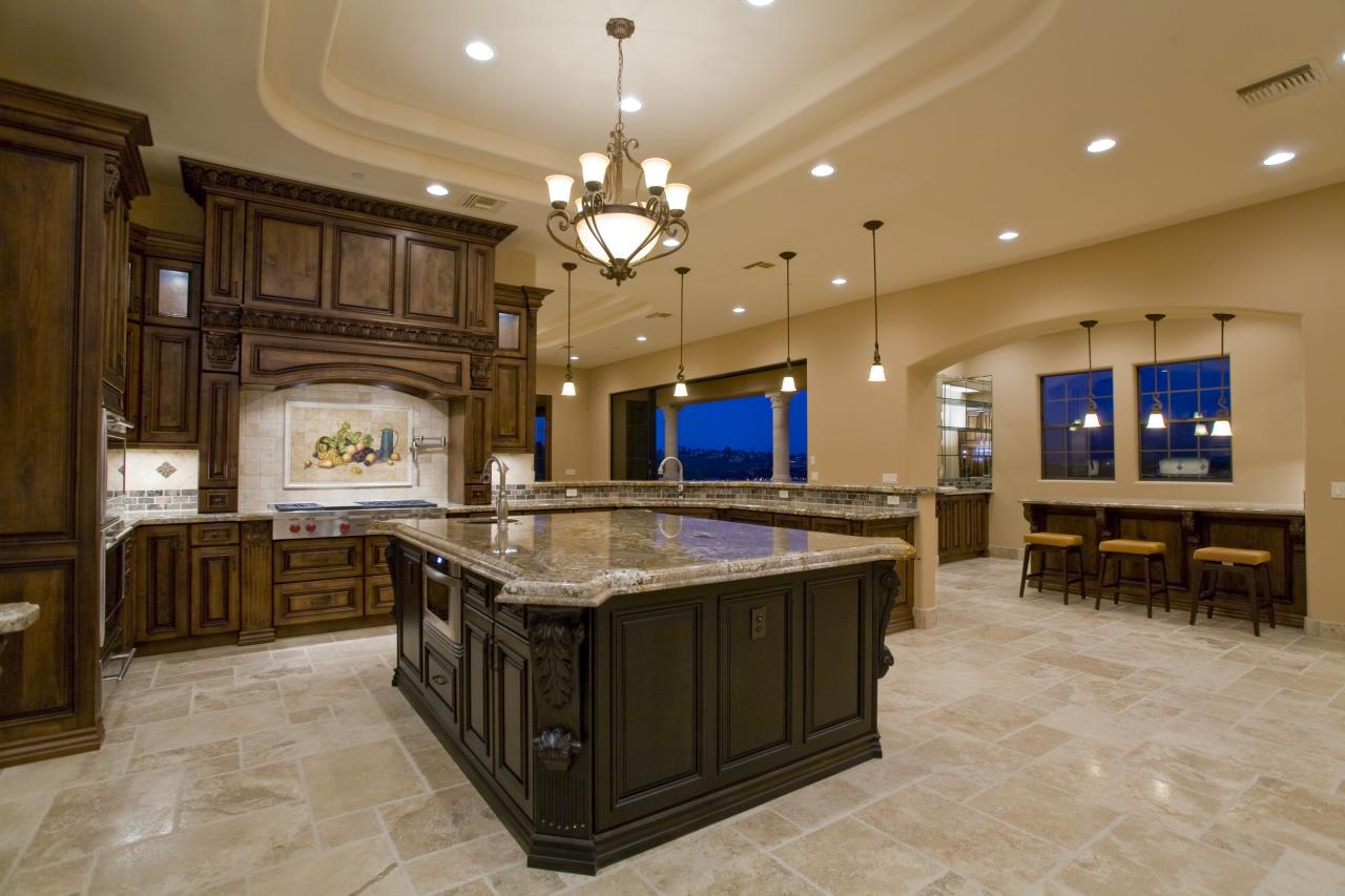 9720 Copper Ridge Trail, Unit 4 Fountain Hills, AZ 85268 - Photo 32 of 44 Kitchen at dusk