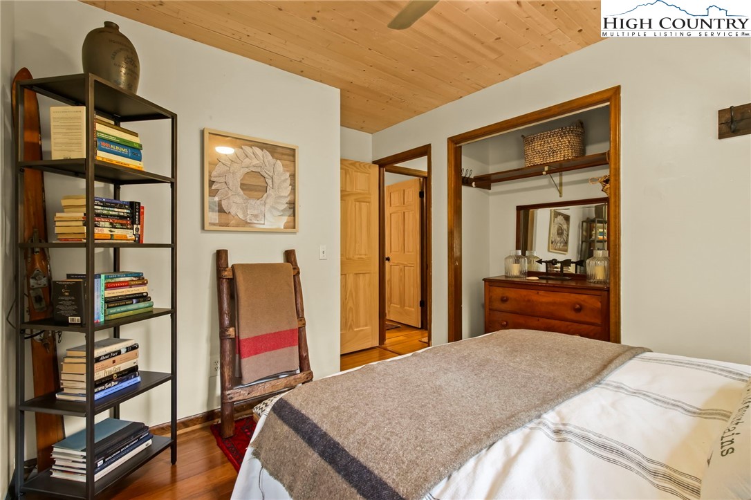 423 Little Creekside Road Banner Elk, NC 28604 - Photo 29 of 49 Gallery Image 29