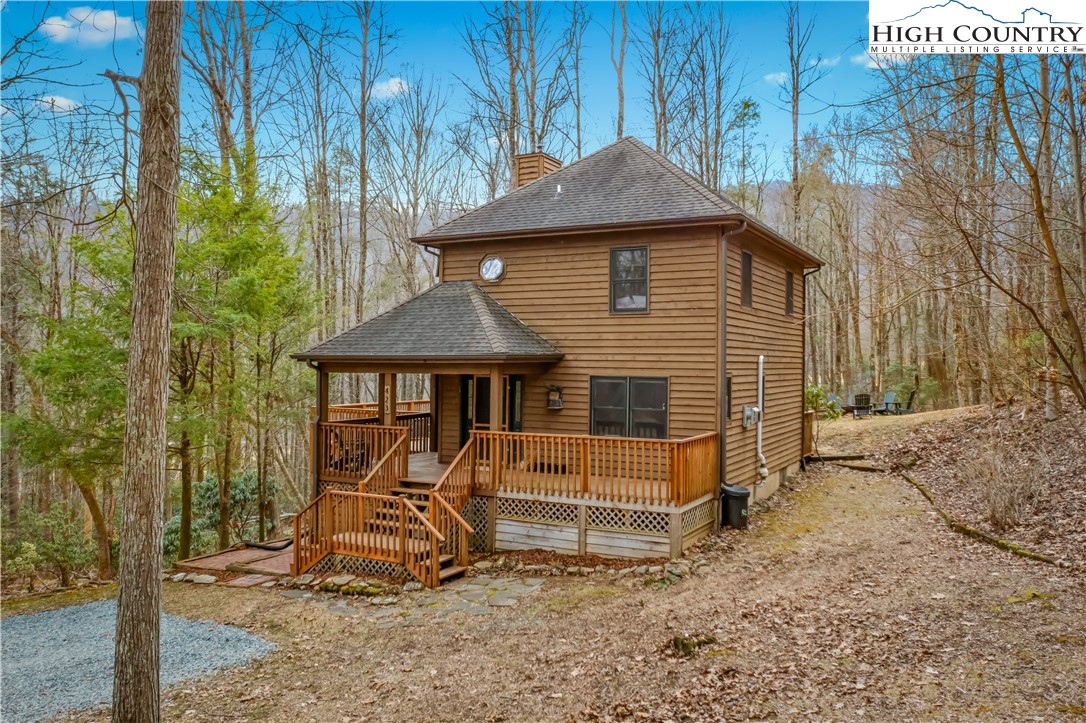 423 Little Creekside Road Banner Elk, NC 28604 - Photo 3 of 49 Gallery Image 3