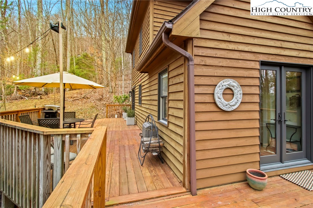 423 Little Creekside Road Banner Elk, NC 28604 - Photo 37 of 49 Gallery Image 37