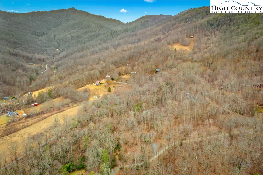 423 Little Creekside Road Banner Elk, NC 28604 - Photo 48 of 49 Gallery Image 48