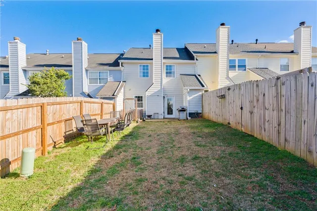 $295,000 | 1525 Paces Ferry N Drive, Smyrna, GA 30080