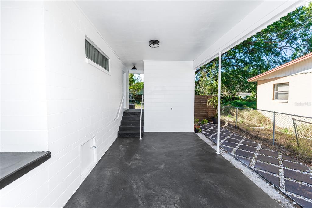 Carport