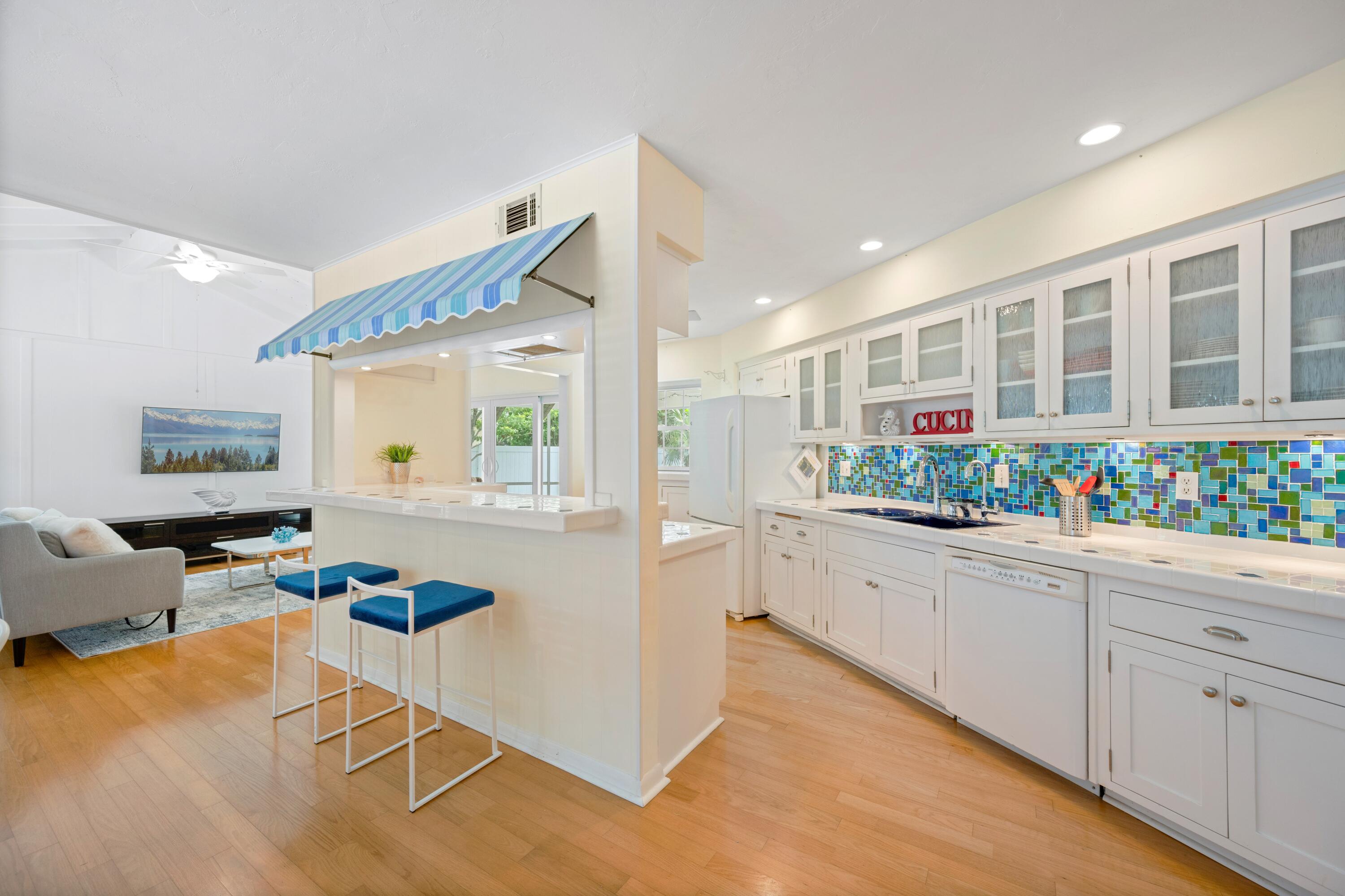 430 Neptune Road Juno Beach, FL 33408 - Photo 9 of 29 430 Neptune Road, Juno Beach (9)