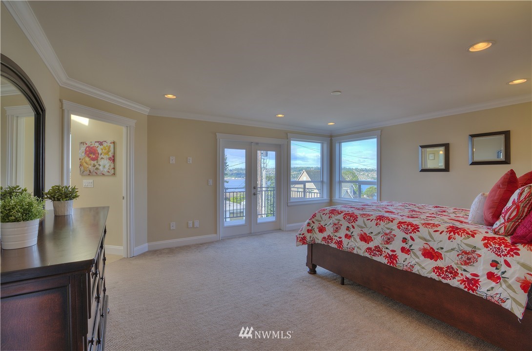 1004 North 28th Place Renton, WA 98056 - Photo 14 of 25