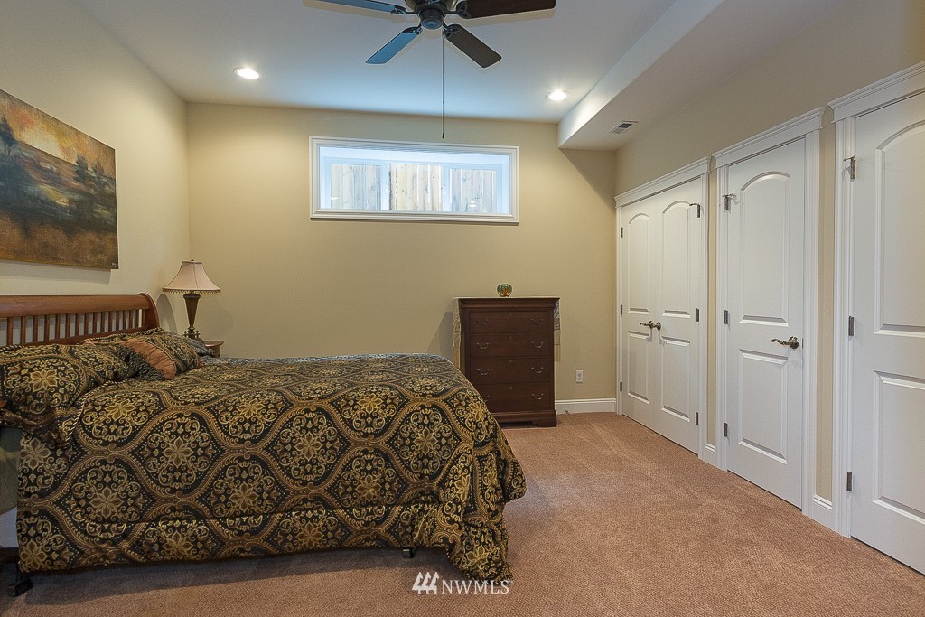 1004 North 28th Place Renton, WA 98056 - Photo 23 of 25